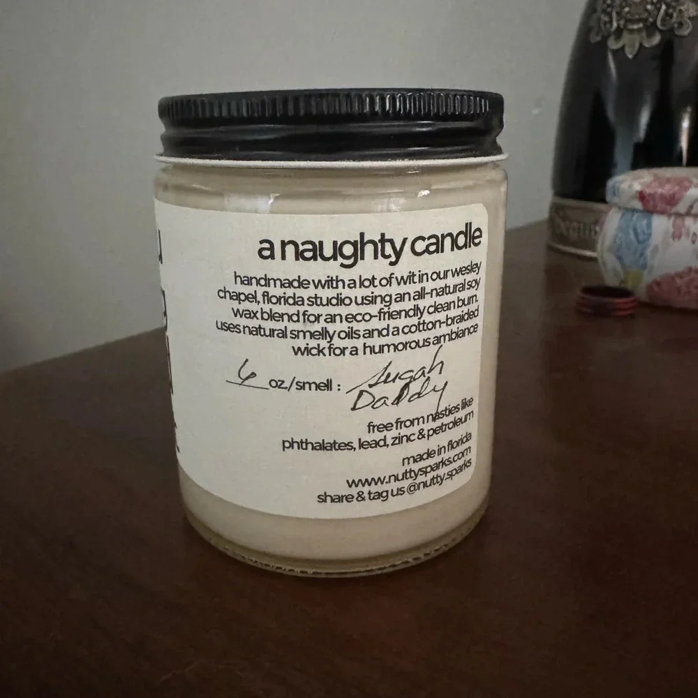 Look at you getting married candle Bridal shower Funny Gift 6 oz‎ Scented Candle